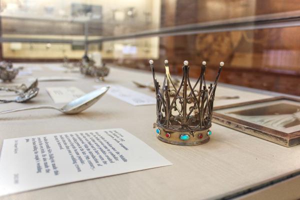 Bridal Crown in Chicago Room