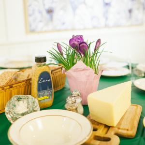Set dinner table dinner table