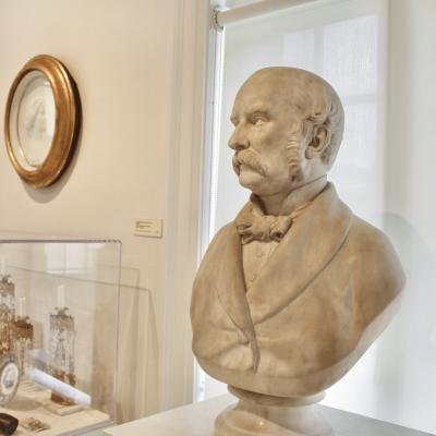 Bust of Otto Goldschmidt in the Jenny Lind Room